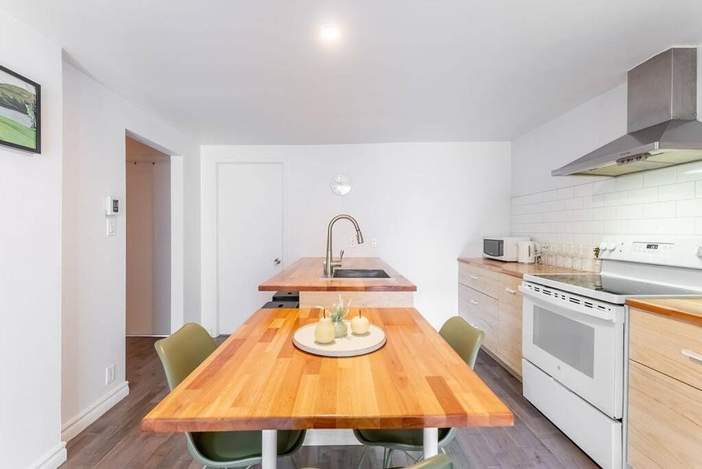 Le Alexis, A In The Heart Of The ! Appartement Ville de Québec